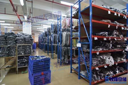 女装与鞋帽货架批发 一站式采购助力零售业繁荣